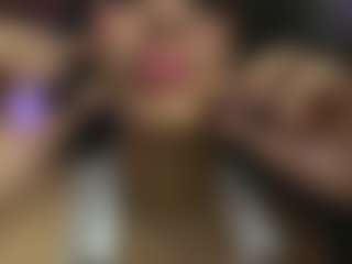 Live cam show with yayoi-cresp - Living Room on Camsoda