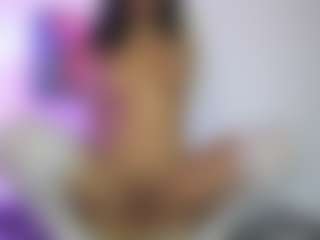 Live cam show with yayoi-cresp - Ebony on SpunkLive | colombia