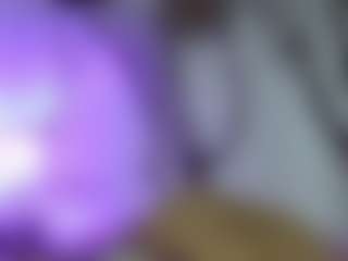 Live cam show with yayoi-cresp - Ebony Petite on Camsoda | colombia