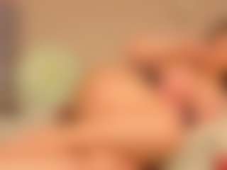 Live cam show with Alina Candy - Big Tits on friskycurves.com
