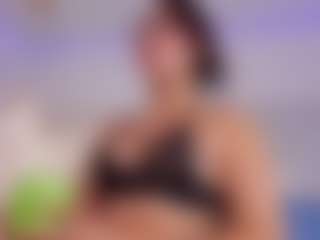 eva_rain MILF webcam performer live streaming