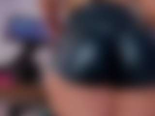 Live cam show with eva_rain - Oil on Streamer API