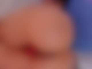 Live cam show with eva_rain - Tease MILF on Hubzter Live