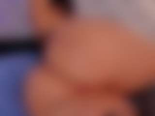 eva_rain MILF webcam performer live streaming