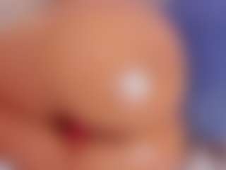 eva_rain MILF webcam performer live streaming