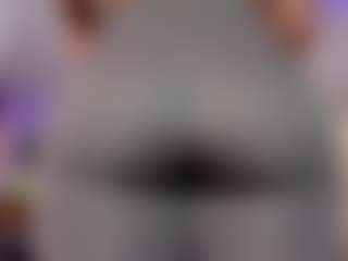 eva_rain MILF webcam performer live streaming