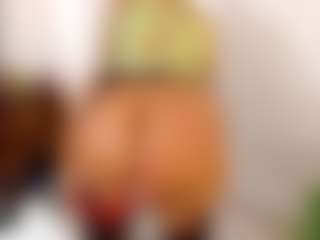 Live cam show with KarlaHartley - Granny MILF on SquirtSoMuch
