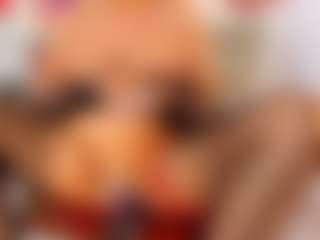 Live cam show with KarlaHartley - Granny Squirt on Mixed Magazine Live
