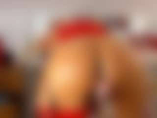 Live cam show with KarlaHartley - Granny Blonde Hair on sexylive.show