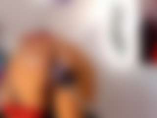 Live cam show with KarlaHartley - Old on Streamer API