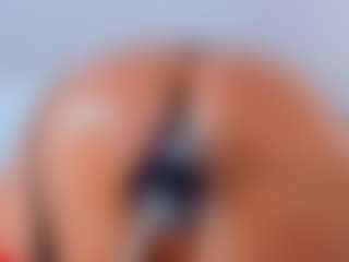 Live cam show with KarlaHartley - Granny on EXY