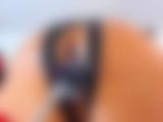 Live cam show with KarlaHartley - Granny MILF on Camsoda