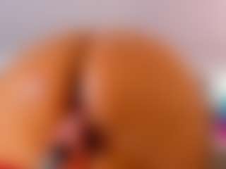 Live cam show with KarlaHartley - Granny Big Tits on Camsoda