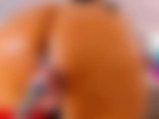Live cam show with KarlaHartley - Granny Blonde Hair on Camsoda