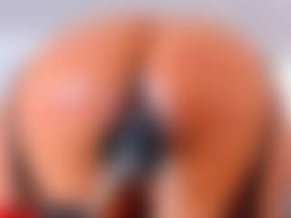 Live cam show with KarlaHartley - Old on Dolls Live