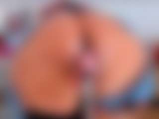 Live cam show with KarlaHartley - Pleasure on Camsoda