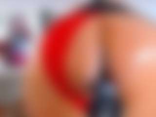 KarlaHartley MILF webcam performer live streaming