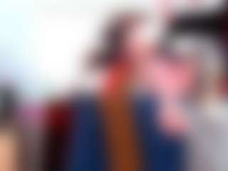 Live cam show with KarlaHartley - Senior on TeamSkeetLive