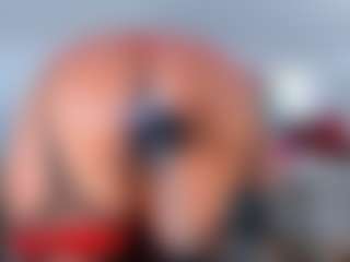 Live cam show with KarlaHartley - Granny Squirt on sexylive.show