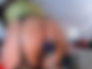 Live cam show with KarlaHartley - Granny Big Tits on fapnchat