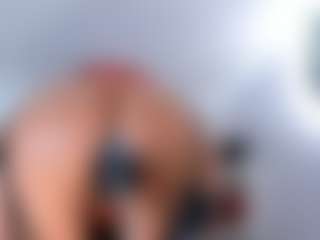 Live cam show with KarlaHartley - Granny on TottyGirls