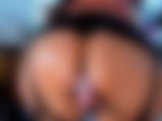 Live cam show with KarlaHartley - Senior on fuklive.com