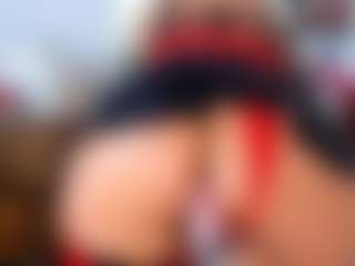Live cam show with KarlaHartley - Granny Dildo on live.xbliss.ai