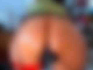 Live cam show with KarlaHartley - Granny Squirt on mypornchat.com