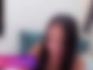 larissa-rosee's Live Sex Cam Show