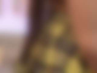 Live cam show with mia_saenz3 - Nature on Camsoda