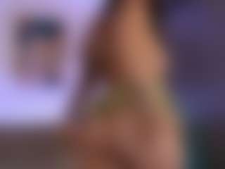 Live cam show with mia_saenz3 - Skinny on mypornchat.com