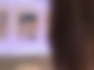 Live cam show with mia_saenz3 - Petite on Milf Play