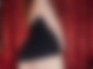 mia-x-love's Live Sex Cam Show