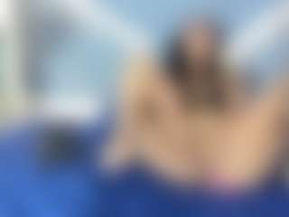Live cam show with shannonsunn1 - Ebony on CamClone | colombia