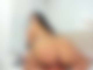 Live cam show with Asha-Jackson - Handjob on googirlz
