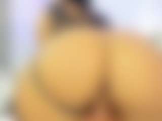 Live cam show with Asha-Jackson - Curvy Small Tits on live.xheat.ai