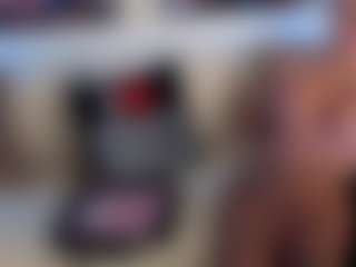 Live cam show with Emma Gray - Public Toys on Sweet Sext