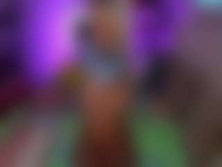 Live cam show with Emma Gray - Squirt Toys on AdultVida.com