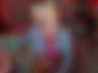Live cam show with Emma Gray - Toys on x69.live