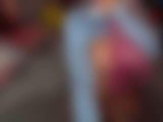 Live cam show with Emma Gray - White Blonde Hair on live18s.com | united states