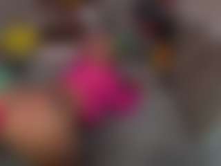 Live cam show with Emma Gray - Big Tits on Camsoda