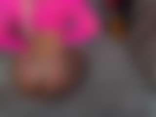 Live cam show with Emma Gray - Big Tits Blowjob on Camsoda