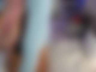Live cam show with Emma Gray - HD Big Tits on Camsoda