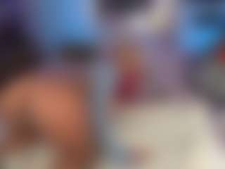 Live cam show with Emma Gray - Orgasm on Camsoda