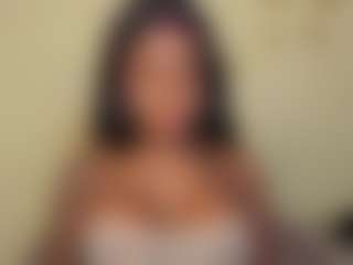 Live cam show with lizzyjooss - Brown Eyes Black on nudelive.tv