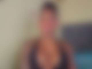 Live cam show with lizzyjooss - Ebony on Camsoda | colombia