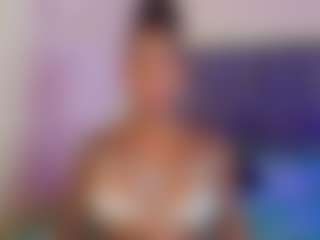 Live cam show with lizzyjooss - Ebony on Camsoda | colombia