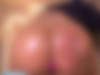 Live cam show with Dakota-Lee - Small Tits Young Adult on Camsoda