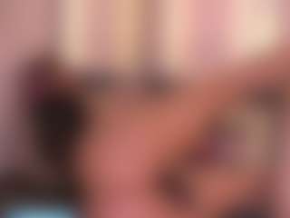 Live cam show with Dakota-Lee - Petite Teen (18+) on CamClone