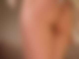 iris-vega9's Live Sex Cam Show